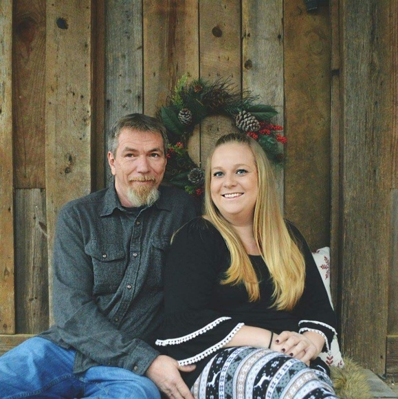 Meet your Posher, Ashlee - Picture 1 of 1